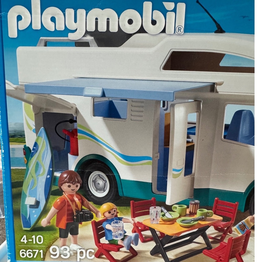 Playmobil Summer Camper 6671 Summer Fun Motorhome Set RV Toy Vacation